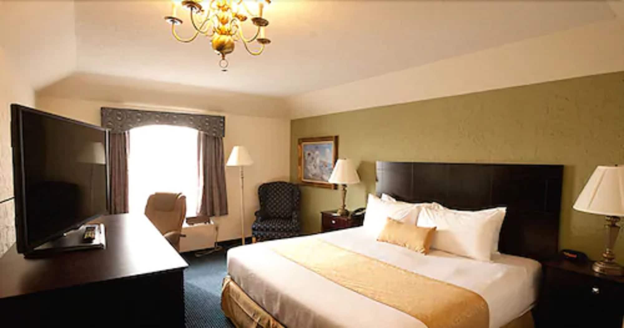 The Chateau Bloomington Hotel And Conference Center Екстериор снимка