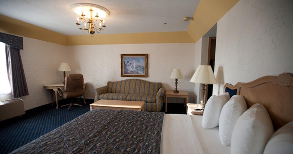 The Chateau Bloomington Hotel And Conference Center Стая снимка